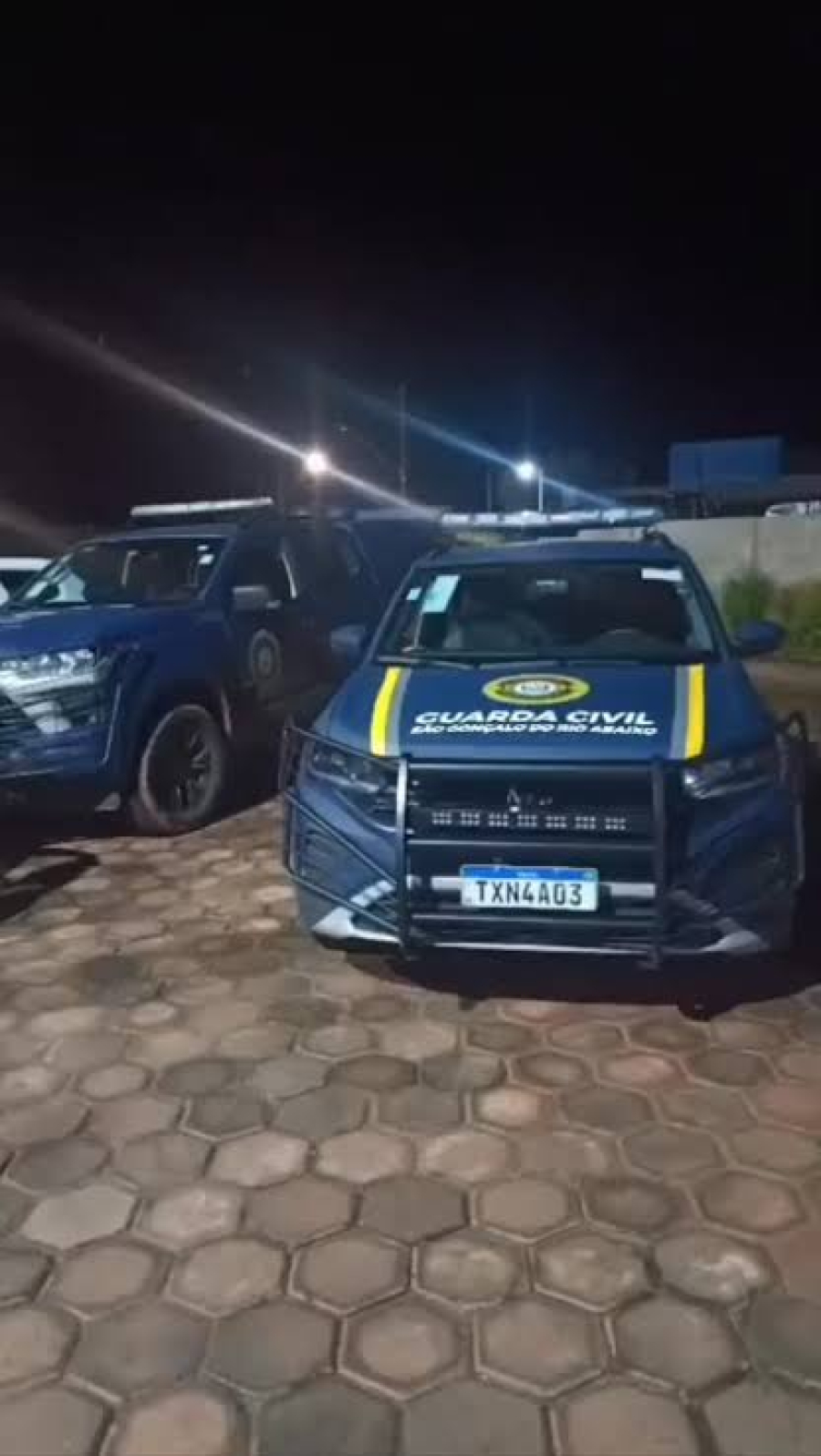 Homem é preso após praticar ato obsceno dentro de ônibus em São Gonçalo do Rio Abaixo