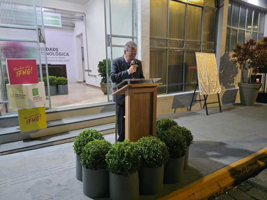 São Gonçalo do Rio Abaixo inaugura unidade do IFMG e dá início a curso técnico em Química