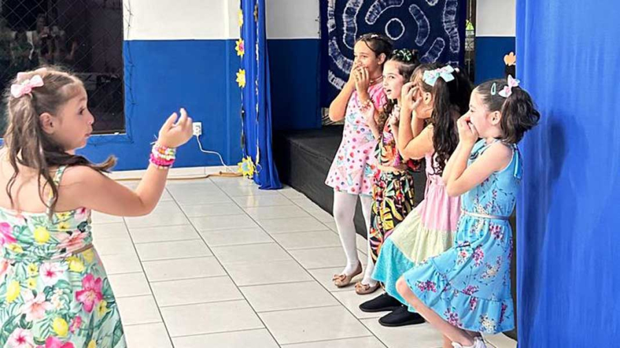 São Gonçalo abre vagas para oficinas gratuitas de teatro voltadas ao público jovem