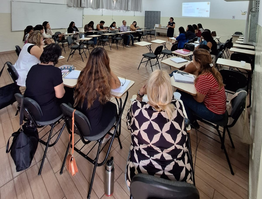 São Gonçalo do Rio Abaixo fortalece alfabetização com formação continuada de educadores