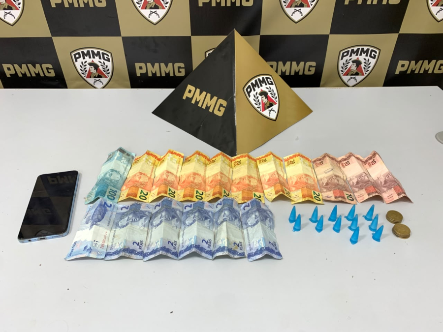 Polícia Militar prende suspeito por tráfico de drogas no Boa esperança em Itabira