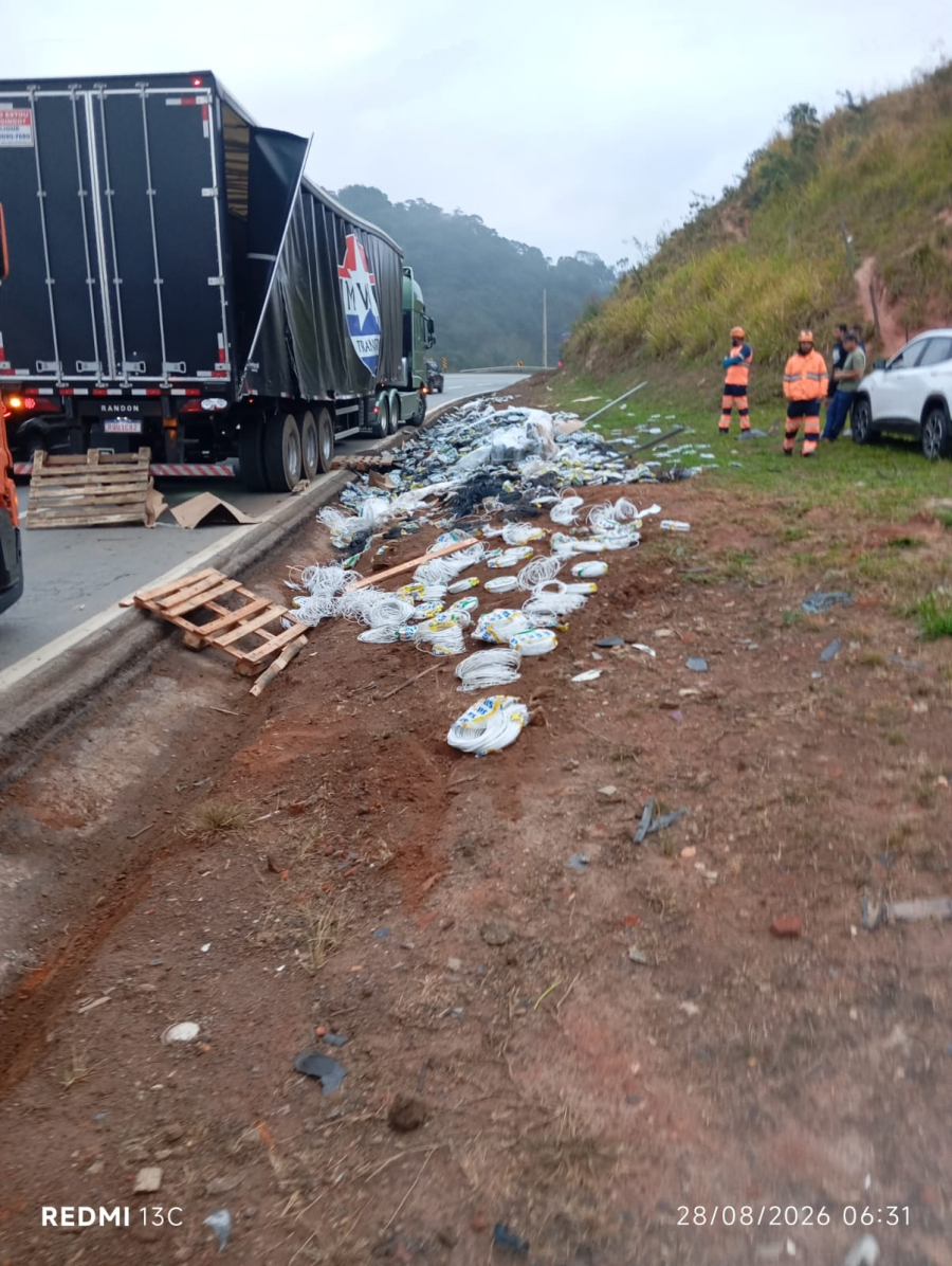 GCM prende suspeito de saquear carga de caminhão na BR-381 e recupera mercadorias