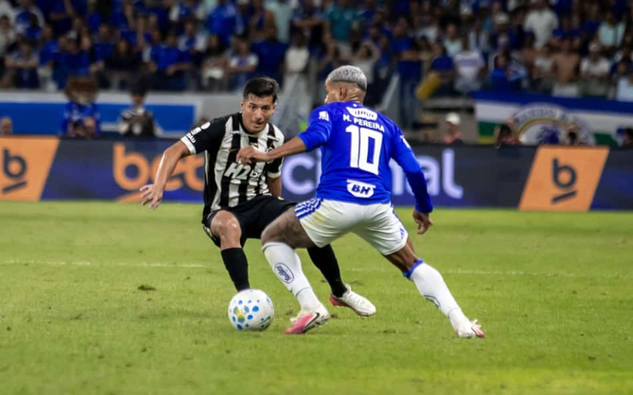 Atlético e Cruzeiro decidem vaga na semifinal da Copa do Brasil em clássico de alta tensão