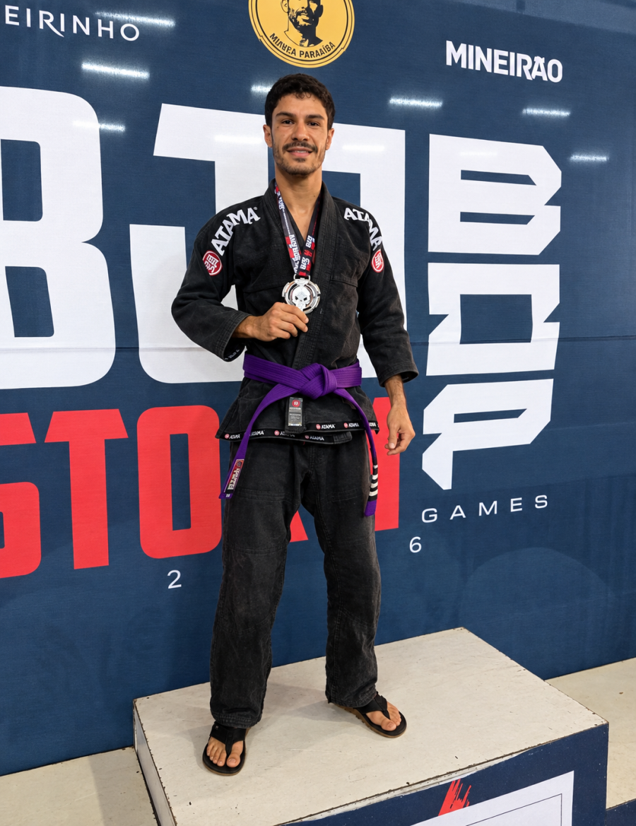 Atletas de São Gonçalo conquistam três pódios no BJJ Storm