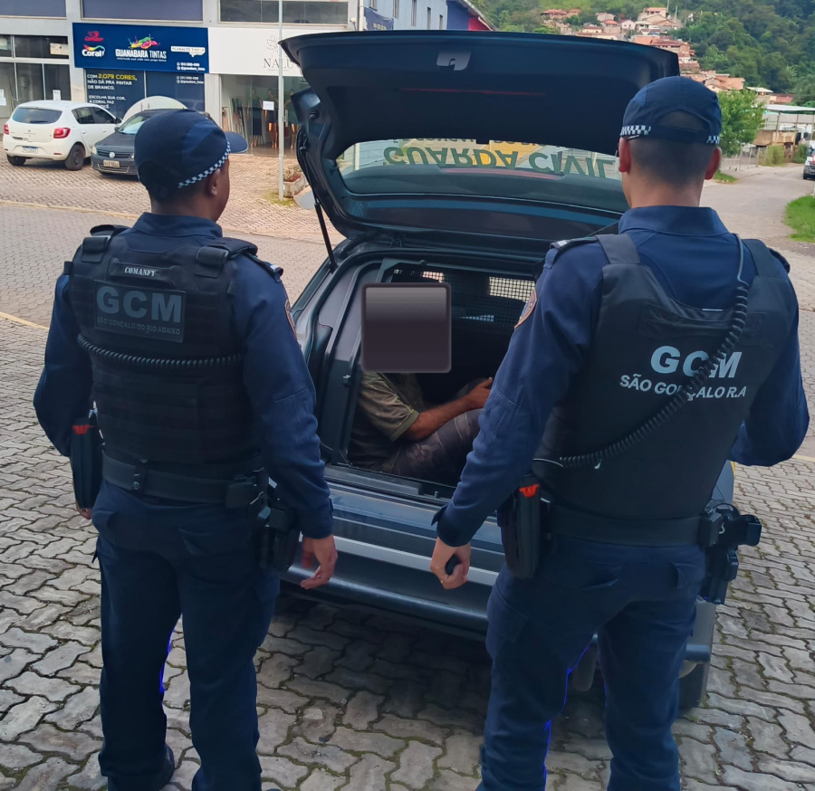 Guarda Civil Municipal prende homem com mandado de prisão em aberto