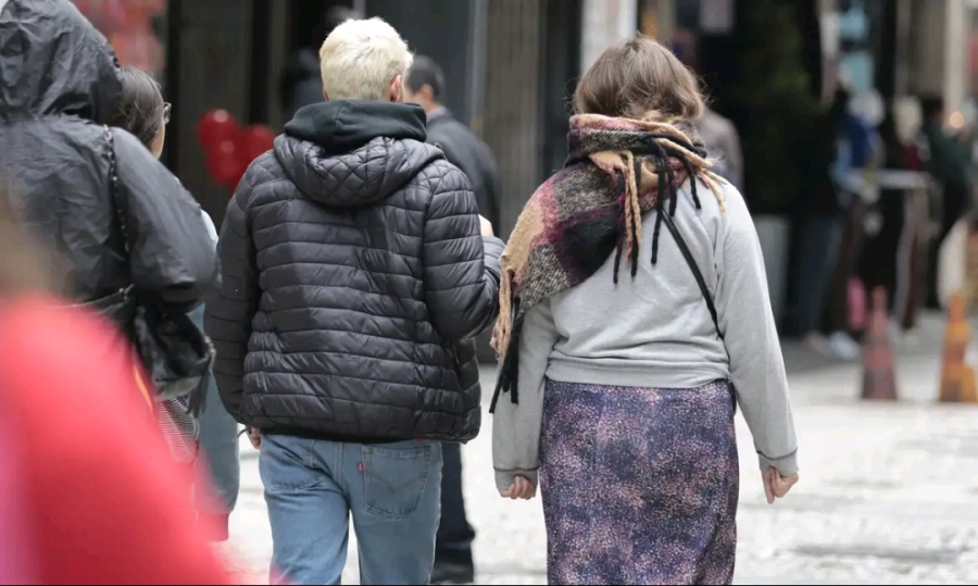 Massa de ar frio mais intensa pode chegar ainda em abril e antecipar clima de outono