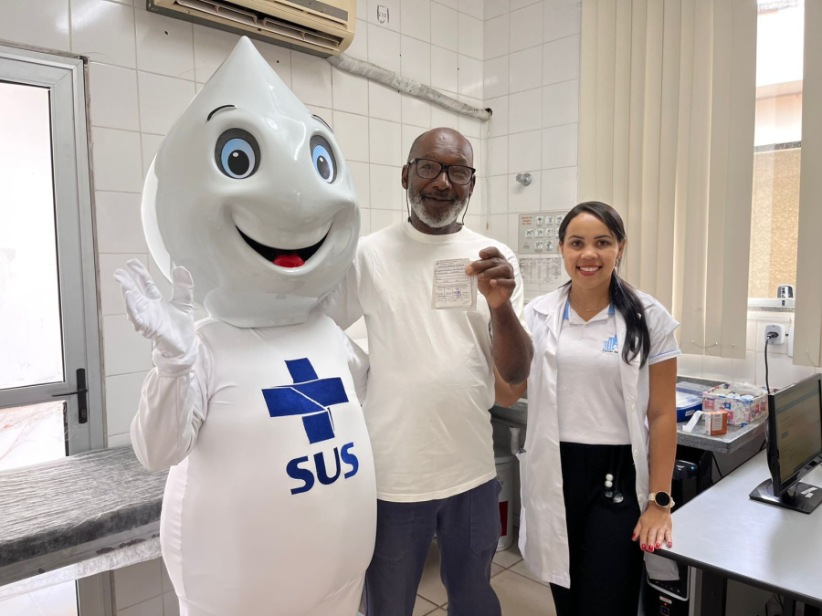 Dia D de vacinação contra gripe aplica quase 500 doses em São Gonçalo