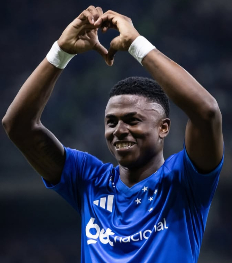 Cruzeiro marca no fim, vence o Boca Juniors no Mineirão e assume a ponta do grupo na Libertadores