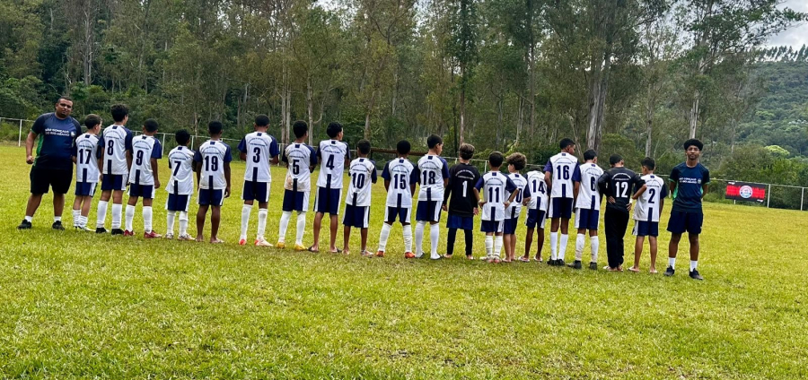 Projeto esportivo de São Gonçalo participa de festival em Santa Rita Durão e incentiva jovens atletas