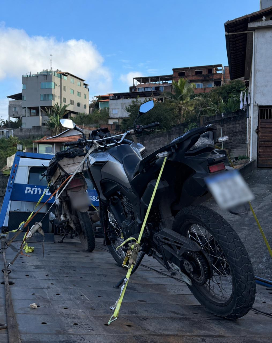 Polícia Militar realiza fiscalização de trânsito e remove duas motocicletas em João Monlevade