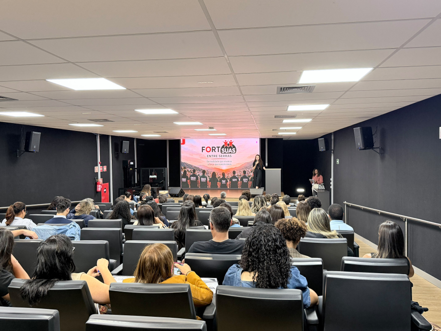 São Gonçalo recebe plenária regional sobre valorização dos trabalhadores do SUAS