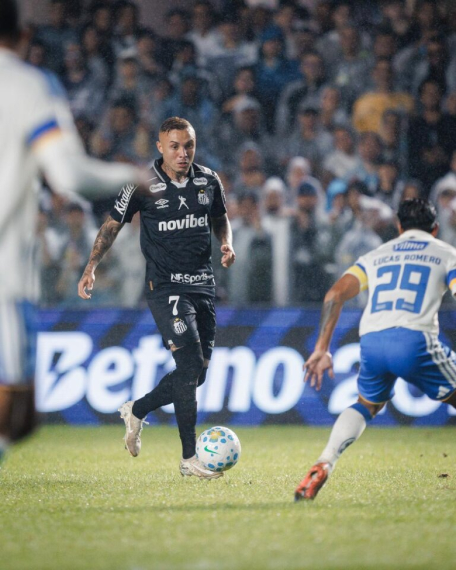 Cruzeiro perde para o Santos e desperdiça chance de entrar no G4