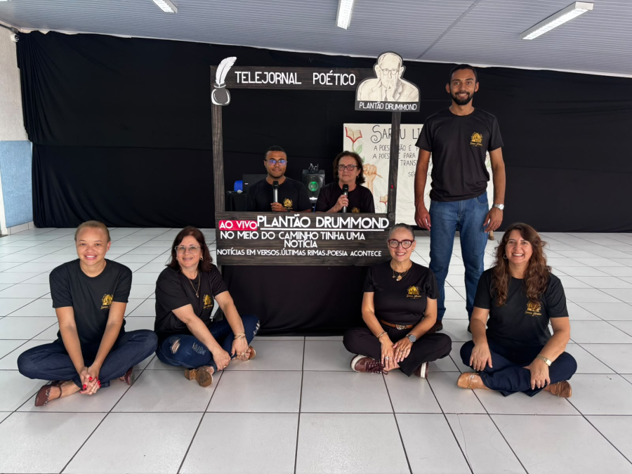 CESGRA promove Sarau Literário e transforma a escola em palco de literatura, arte e expressão
