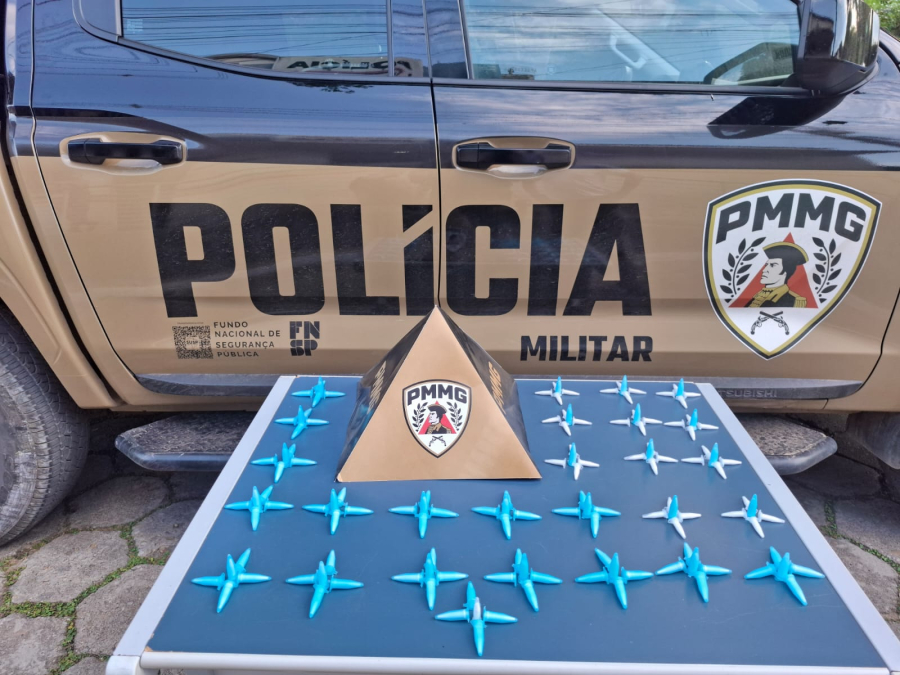 PM prende jovem de 20 anos e apreende 135 pinos de cocaína em Santa Maria de Itabira